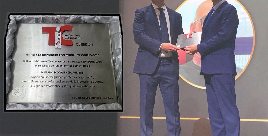Francisco Valencia premiado por Trayectoria Profesional