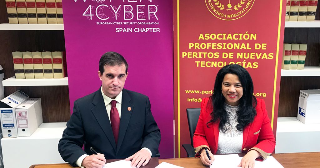 Acuerdo de colaboración de Women4Cyber Spain y PETEC